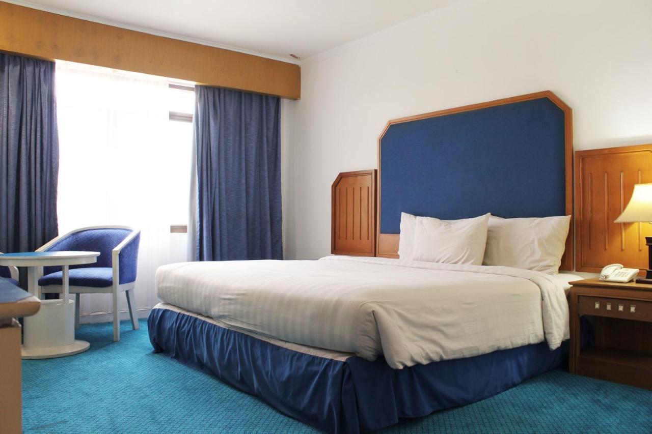 Arnava Hotel Senen Jakarta Extérieur photo