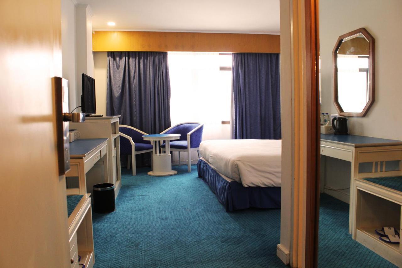 Arnava Hotel Senen Jakarta Extérieur photo