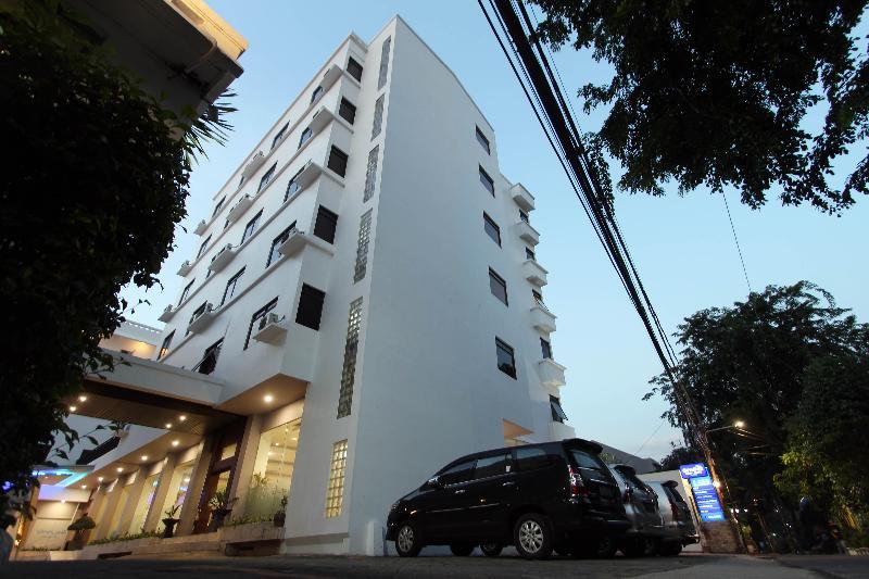 Arnava Hotel Senen Jakarta Extérieur photo