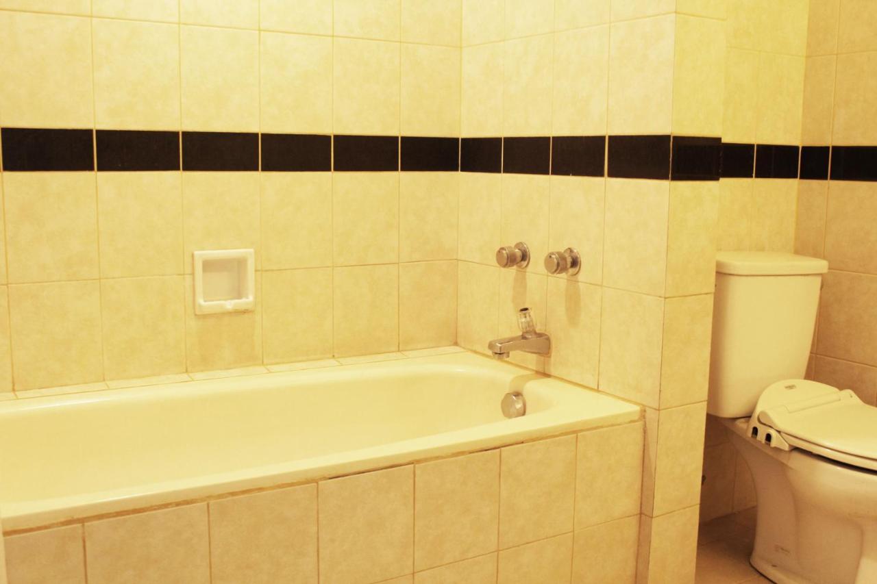 Arnava Hotel Senen Jakarta Extérieur photo